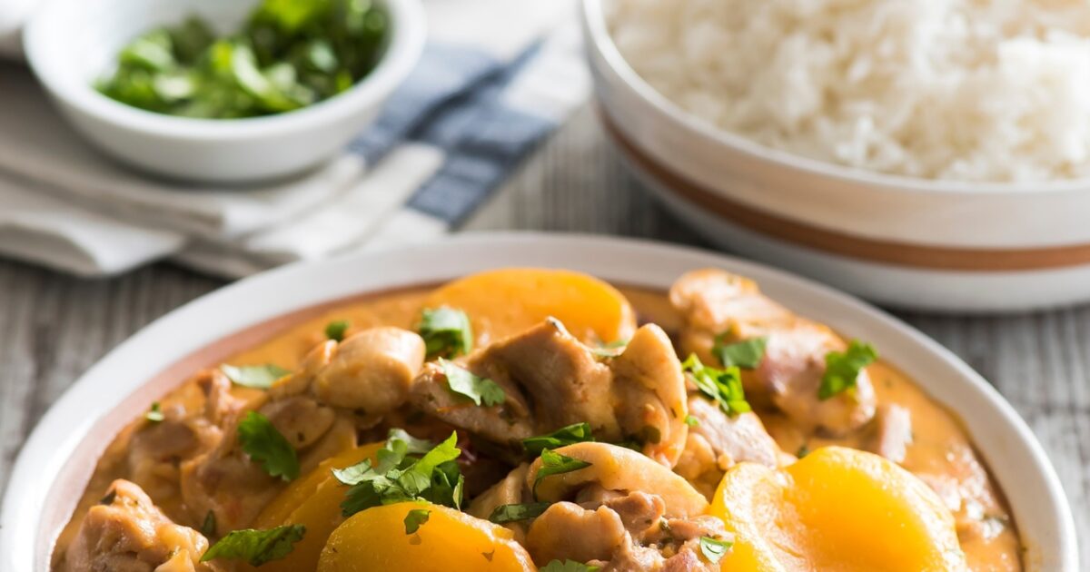Chicken & Apricot Curry | Newell Stores